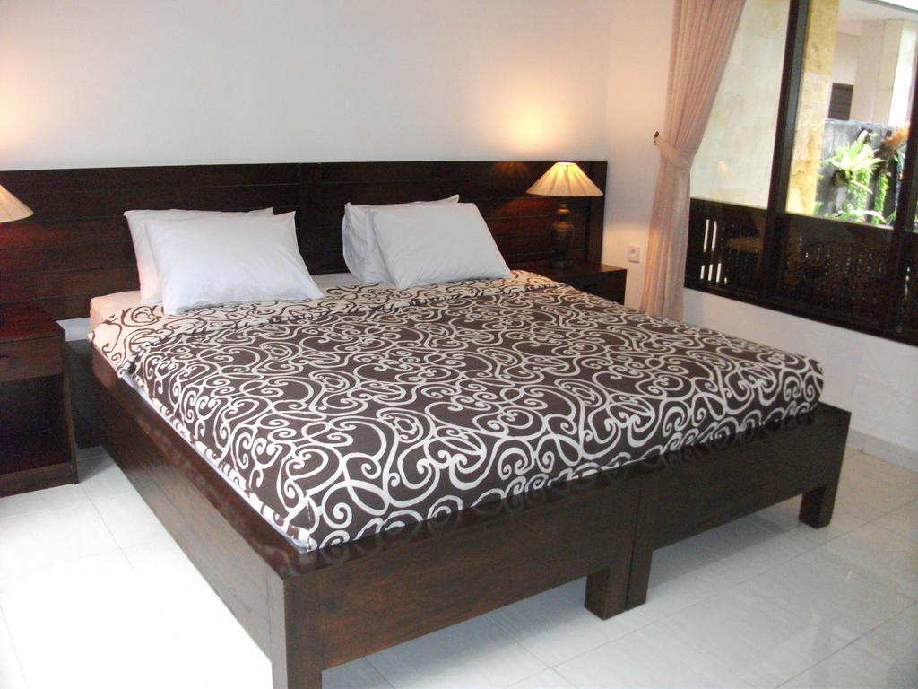 Gerhana Sari 2 Bungalows Ubud Habitación foto